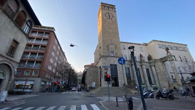 Geschäft in Via Antonio Locatelli, Bergamo - Foto 1