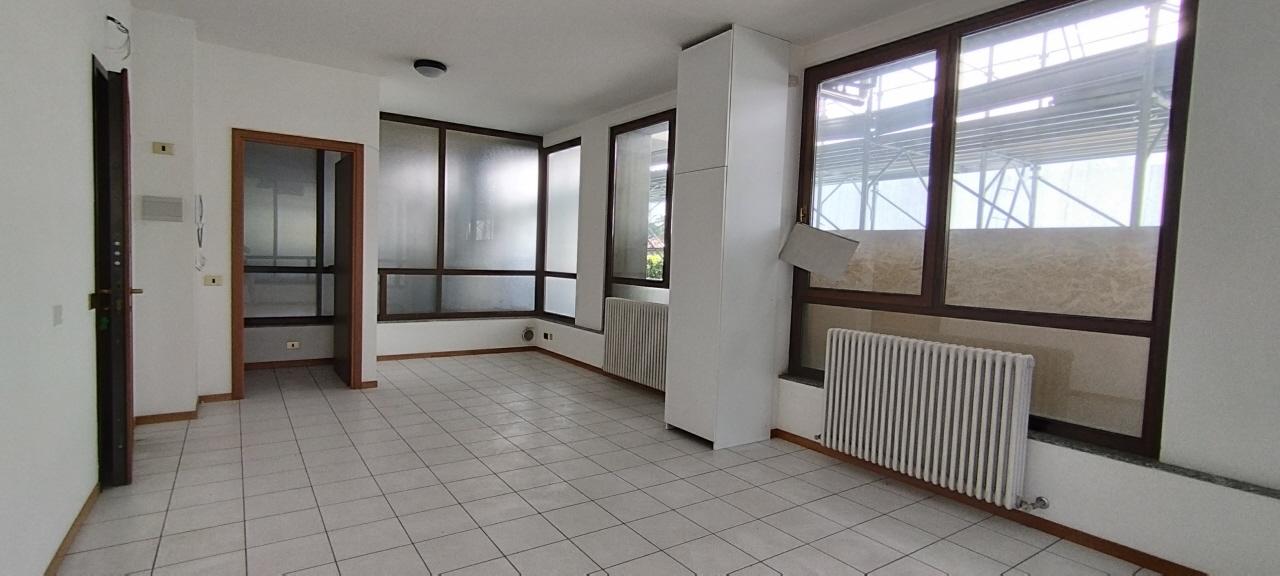 Ufficio in Via Donizetti, Torre Boldone, {3} - Foto 1