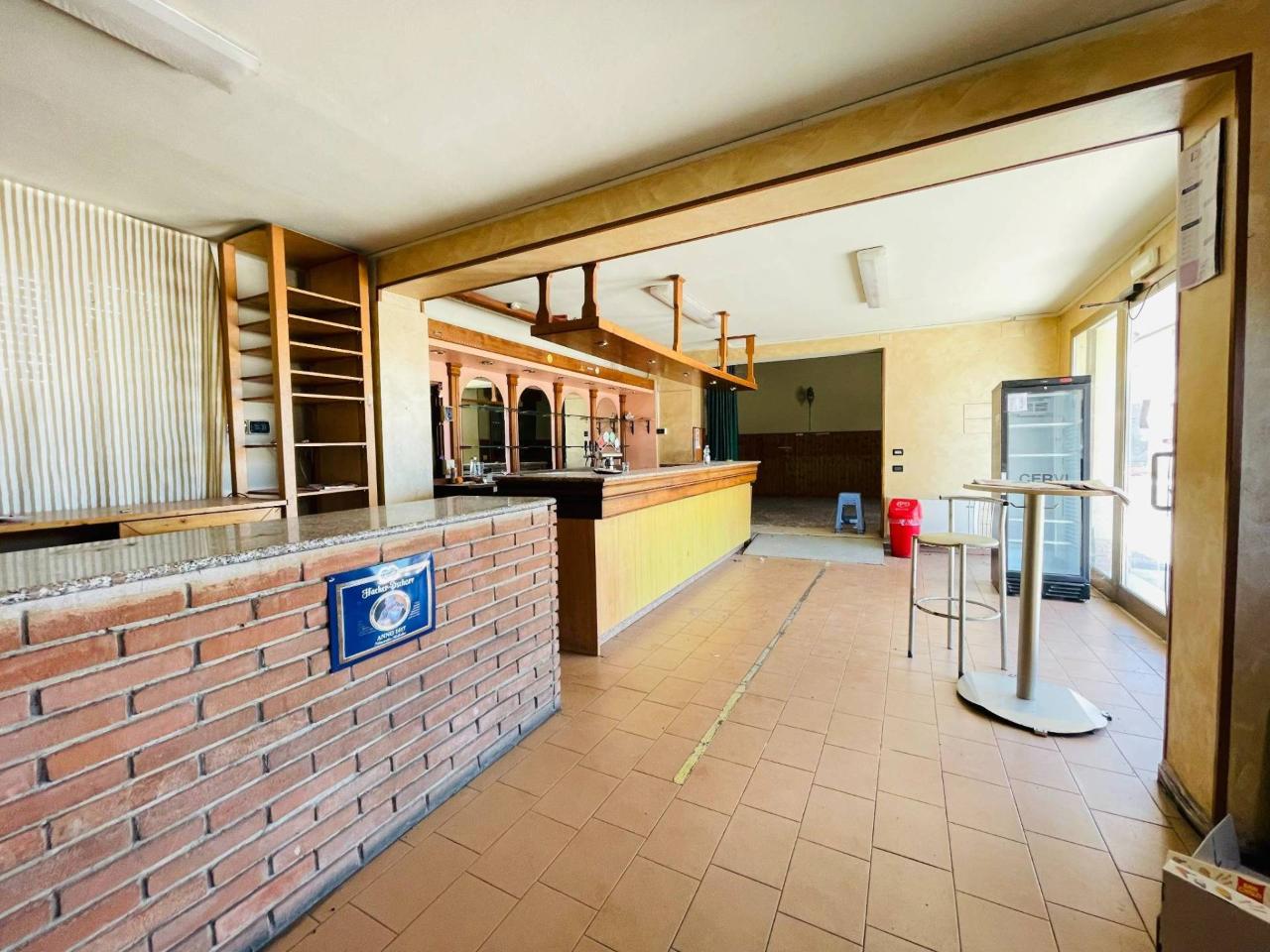 Negozio in Corso Arnaldo Fraccaroli 139, Villa Bartolomea, {3} - Foto 2