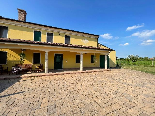 Villa in {3}, Via Pier Domenico Frattini 43 - Foto 1