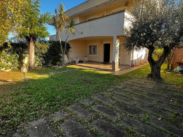 Villa in {3}, Via degli Aceri 1 - Foto 1