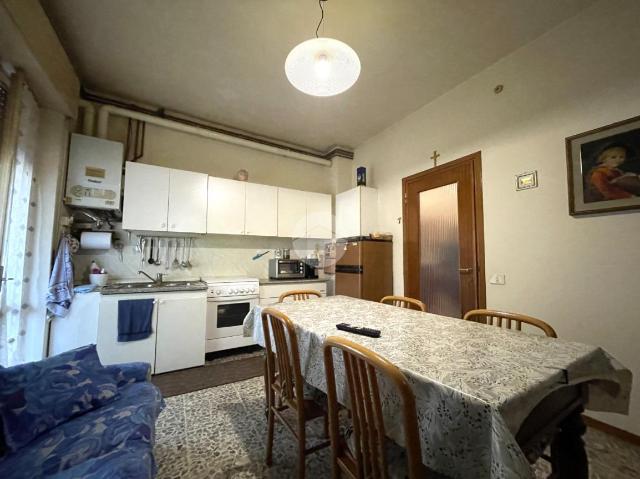 Vierzimmerwohnung in Via S. S. Redentore, Bagnatica - Foto 1