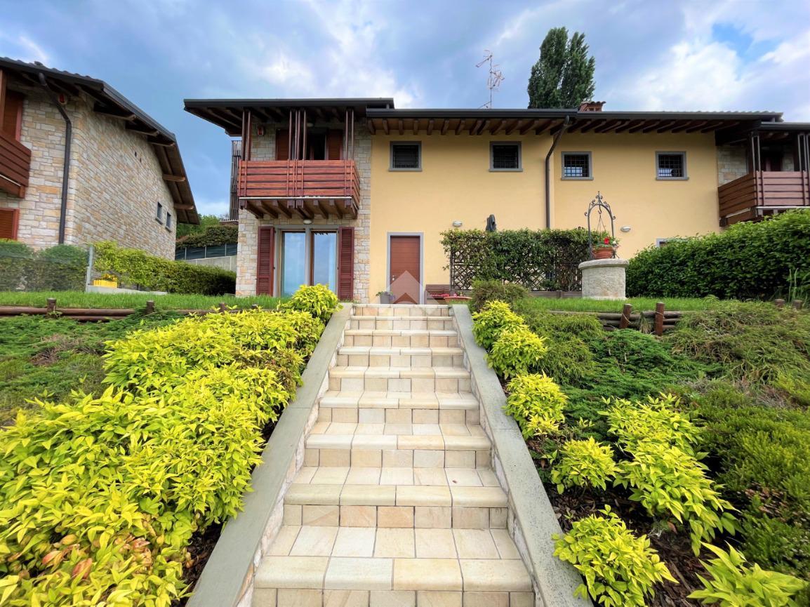 Villa in vendita a Ponteranica