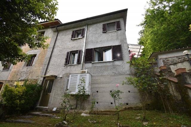 Detached house in Via Solaio, Pietrasanta - Photo 1