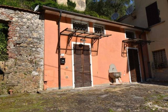 Detached house in Via Valdicastello Carducci, Pietrasanta - Photo 1