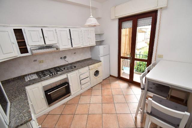 4-room flat in Piazza 24 Maggio, Pietrasanta - Photo 1