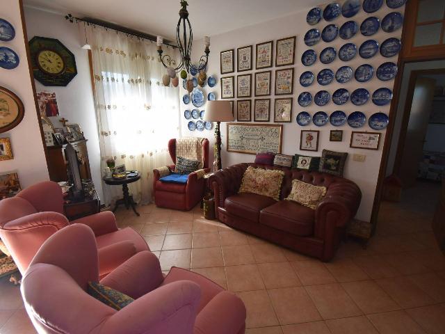 Vierzimmerwohnung in Via della Barbiera 6a, Forte dei Marmi - Foto 1