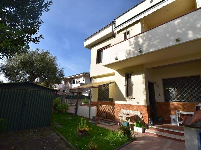 Mansion in Via Berti, Seravezza - Photo 1