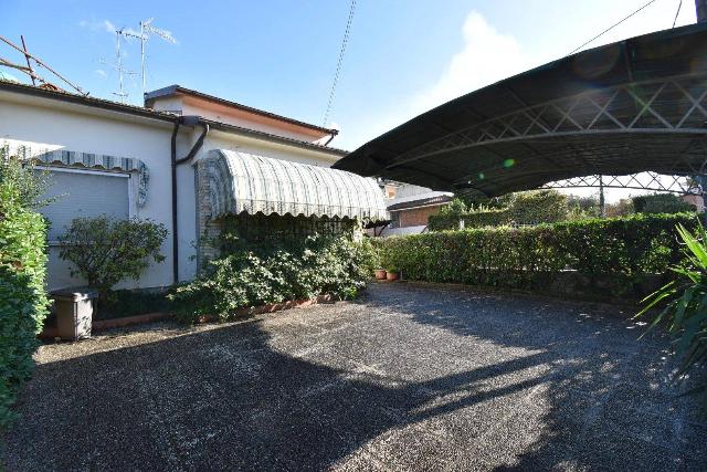 Villa in {3}, Via Lago di Bolsena - Foto 1