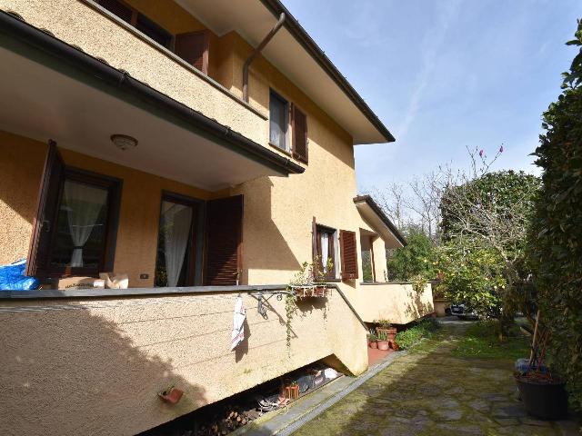 Mansion in {3}, Via Lago di Orta - Photo 1