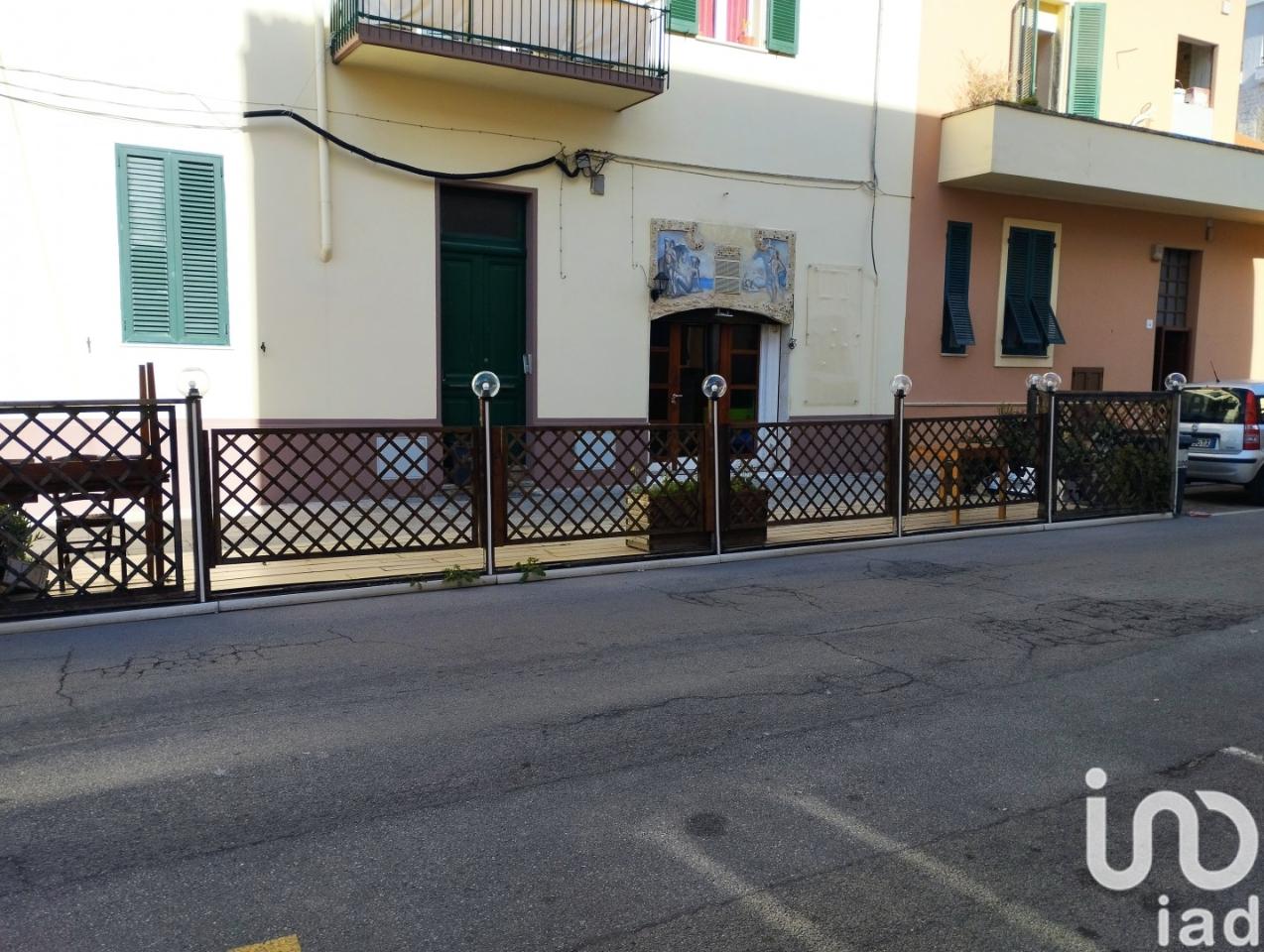 Esercizio commerciale in Via Carducci, Alghero, {3} - Foto 2