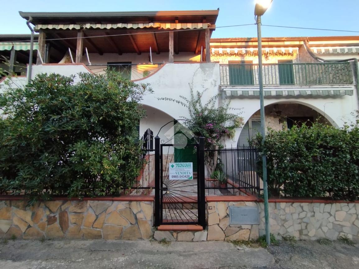 Villa a schiera in vendita a Belvedere Marittimo