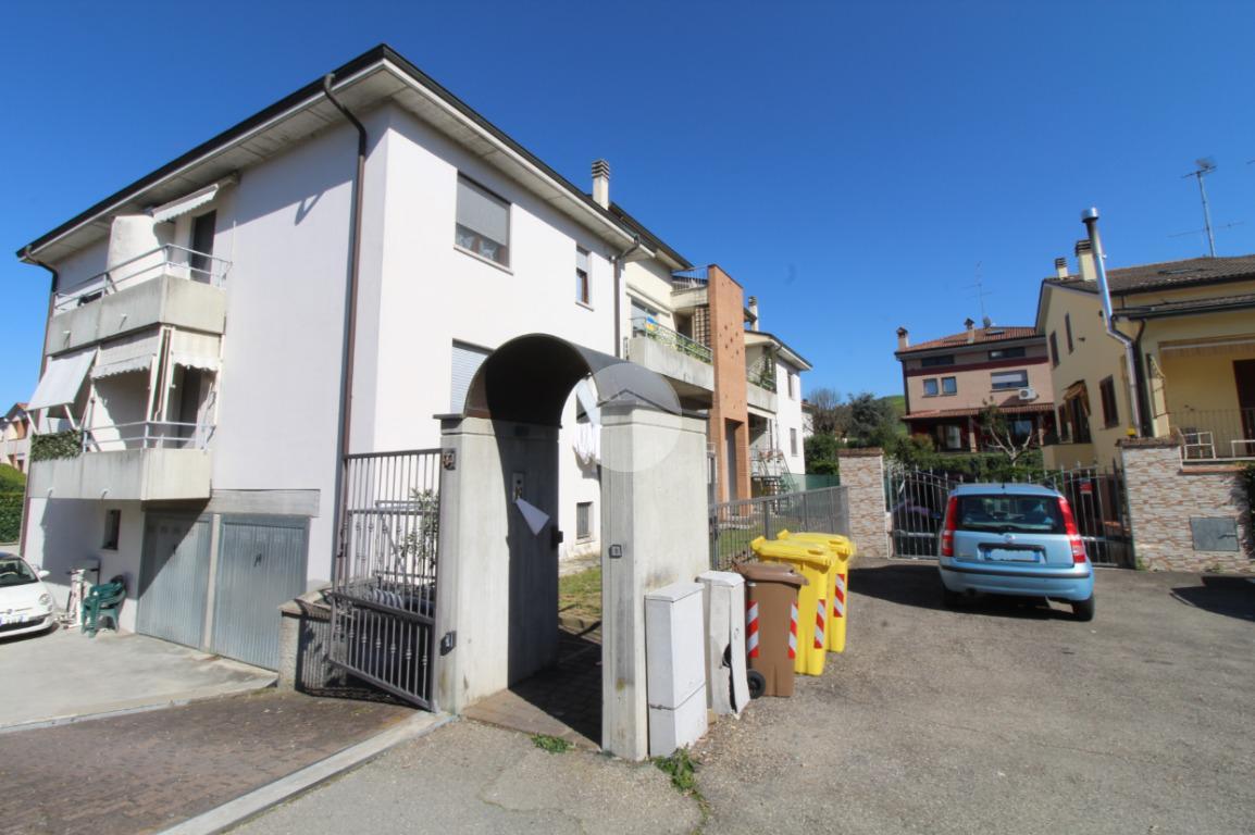 Appartamento in vendita a Lesignano De' Bagni