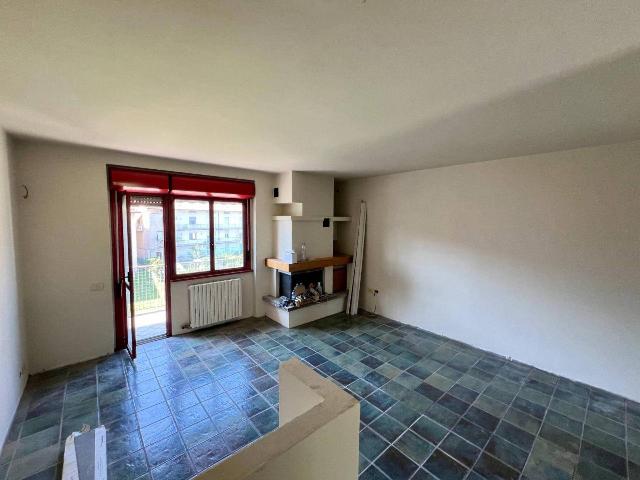 4-room flat in Via Calverola, Pradalunga - Photo 1