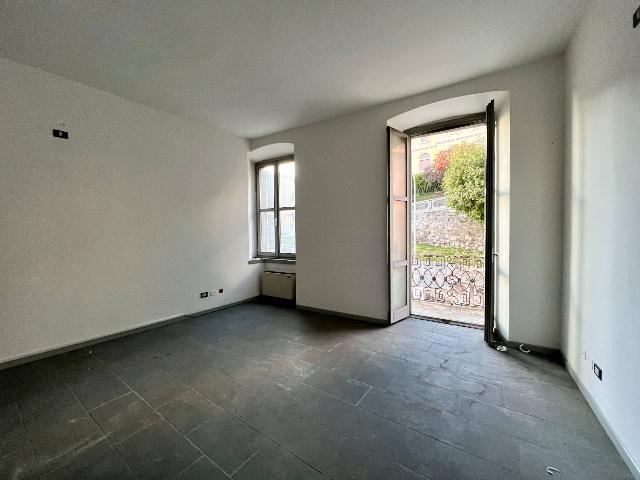 2-room flat in Via Roma 80, Albino - Photo 1