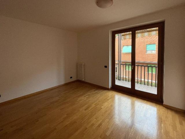 3-room flat in Via Giuseppe Verdi, Mozzo - Photo 1