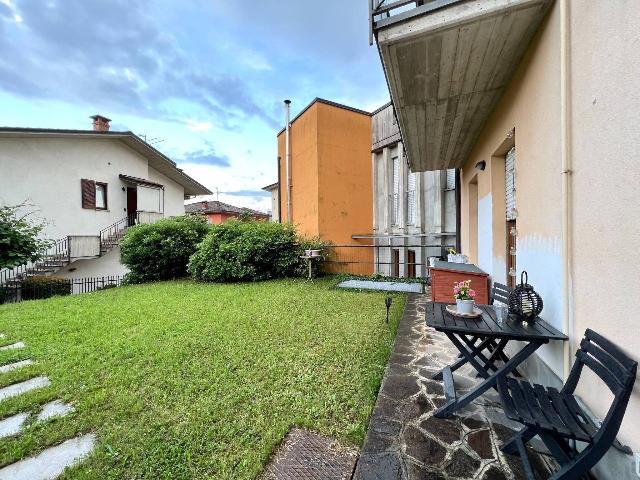 2-room flat in Via Fratelli Manni, Gazzaniga - Photo 1