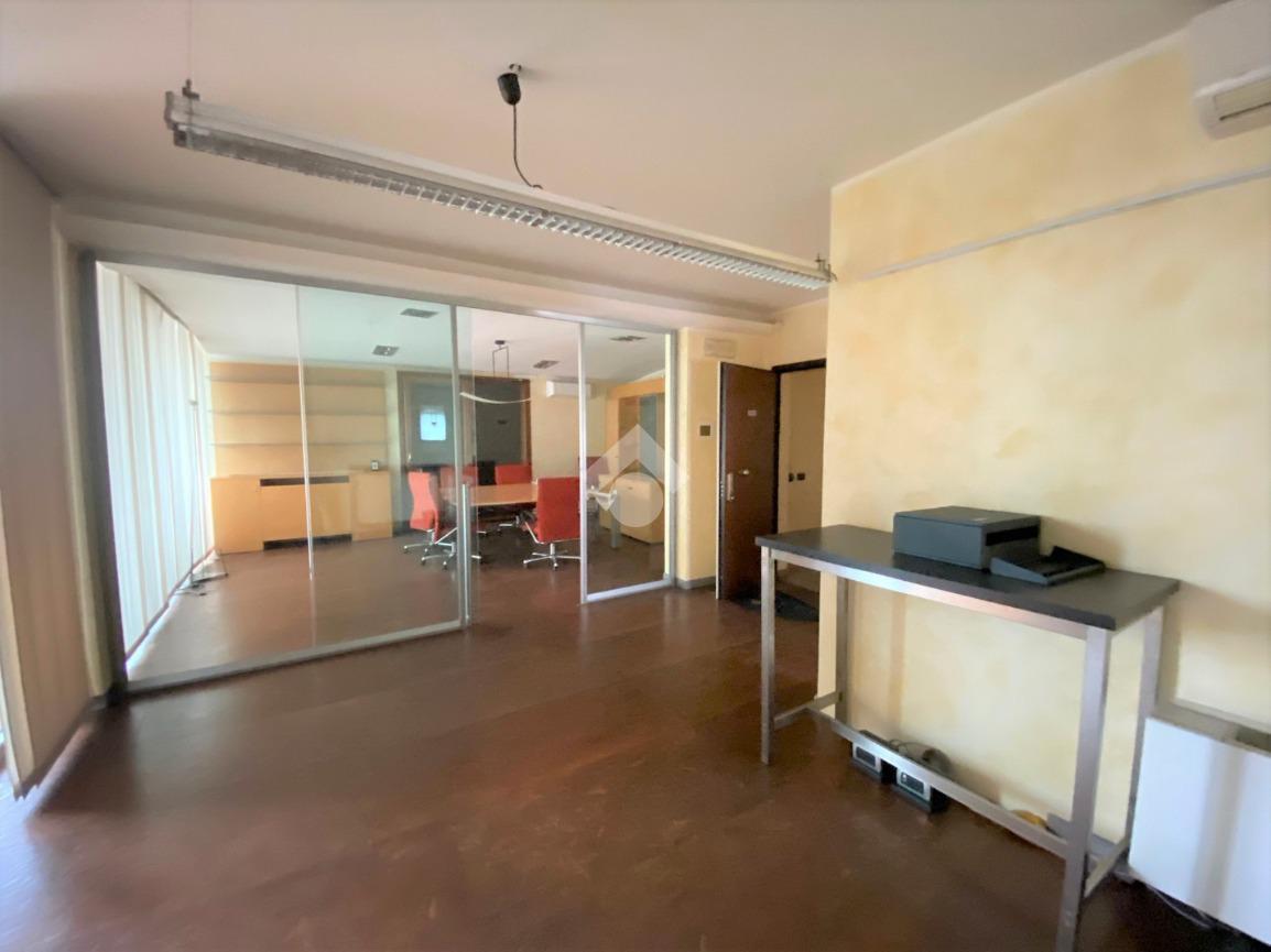 Ufficio in Via Borgo Vicenza 177, Cittadella, {3} - Foto 1