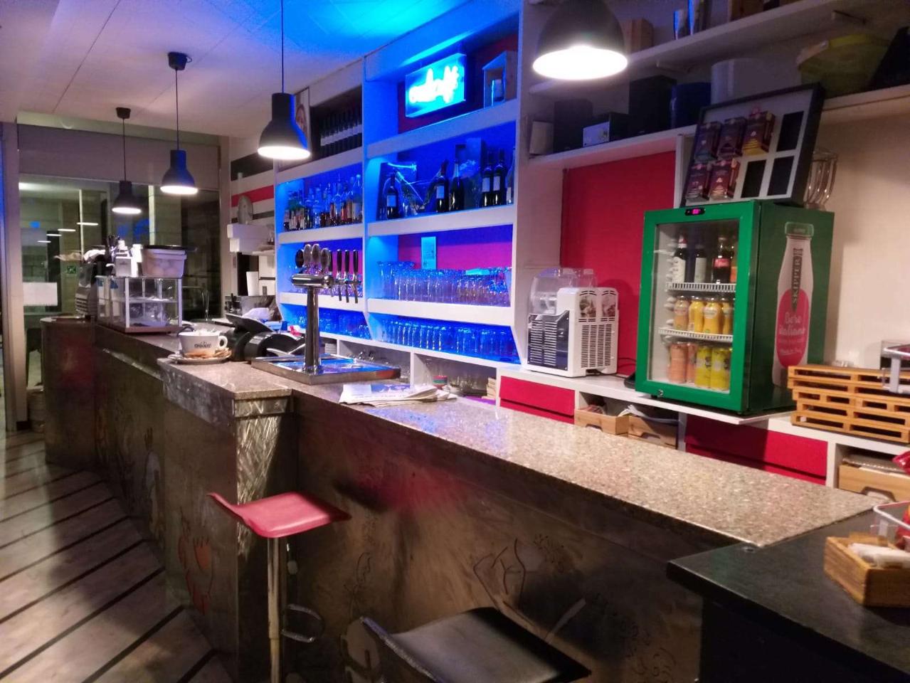 Bar in Via Paoli , Rovereto, {3} - Foto 2