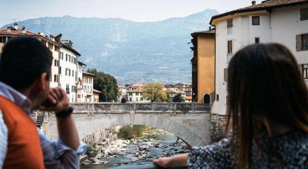 Negozio in Piazza Damiano Chiesa, Rovereto, {3} - Foto 2