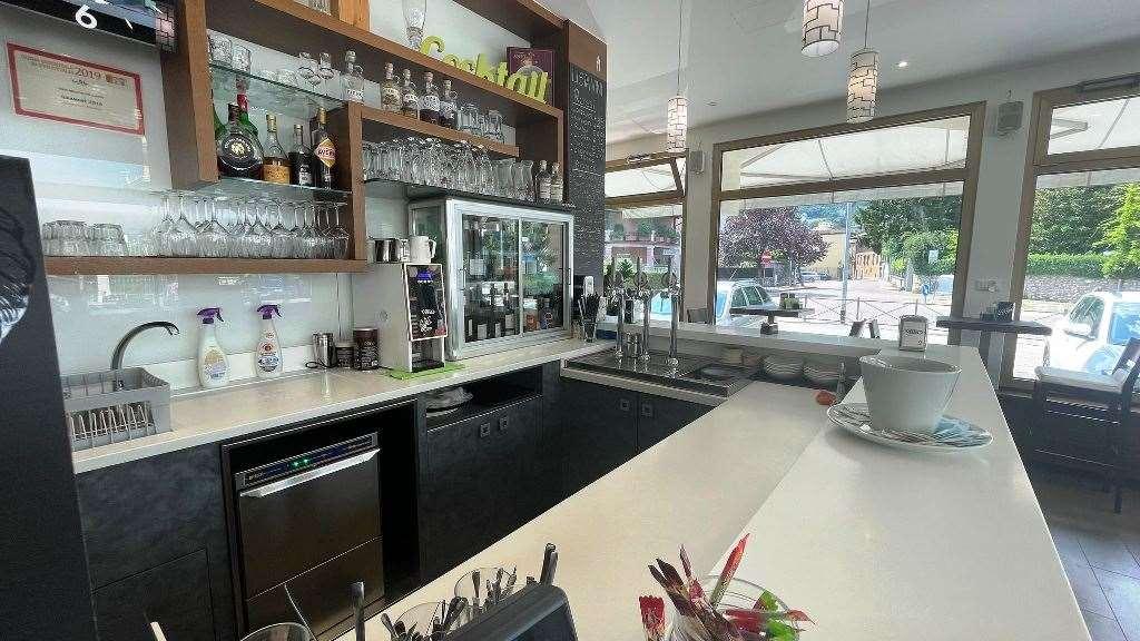 Bar in Via Zotti 26, Rovereto, {3} - Foto 2