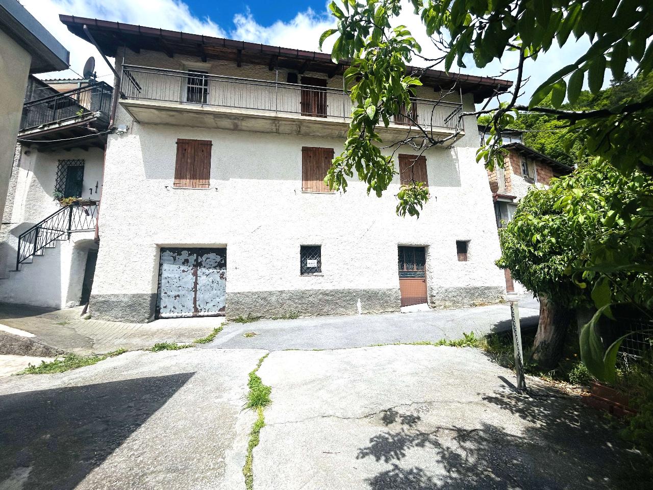 Casa indipendente in vendita a Caprauna