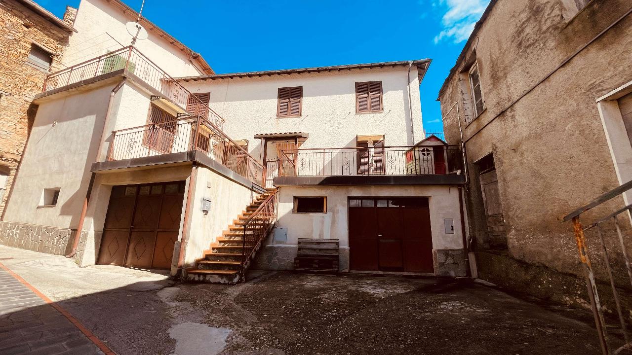 Casa indipendente in vendita a Borghetto D'Arroscia