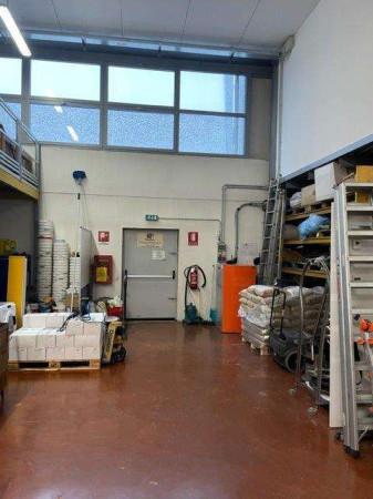 Capannone in , Rovereto, {3} - Foto 2