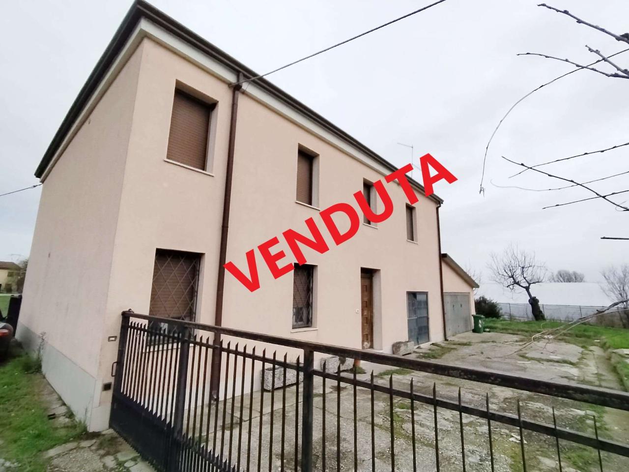 Casa indipendente in vendita a Ronco All'Adige