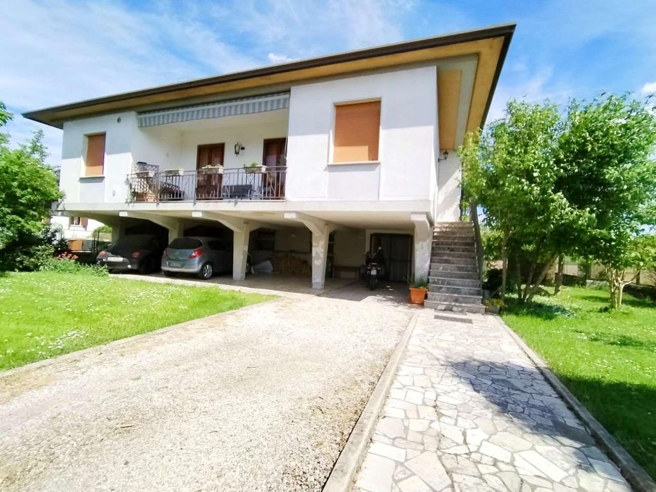 Villa unifamiliare in vendita a Ronco All'Adige