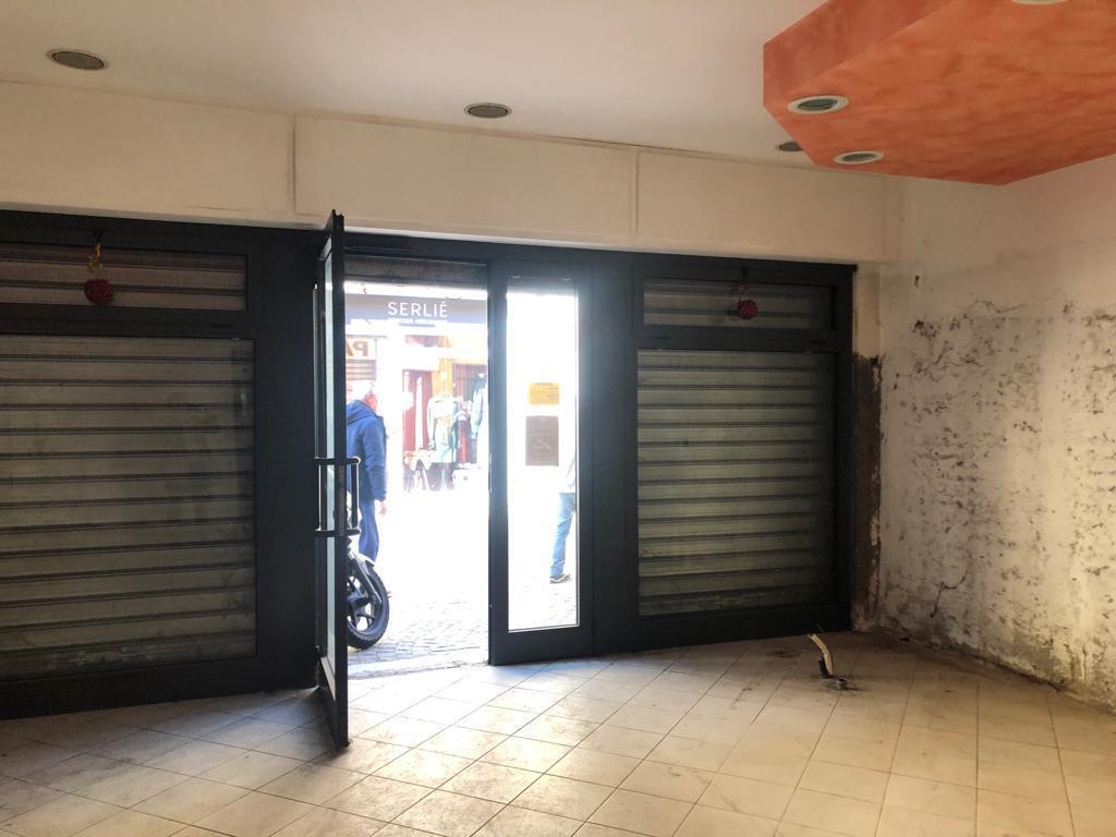 Locale commerciale in , Cornaredo, {3} - Foto 2