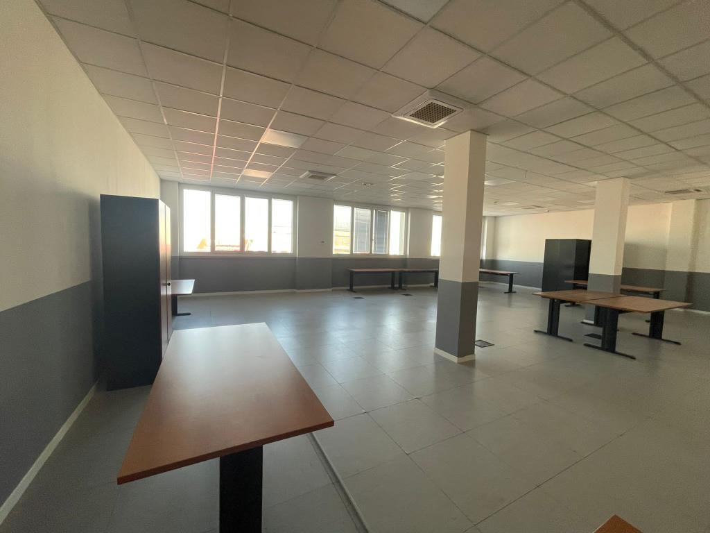 Ufficio in , Cinisello Balsamo, {3} - Foto 1