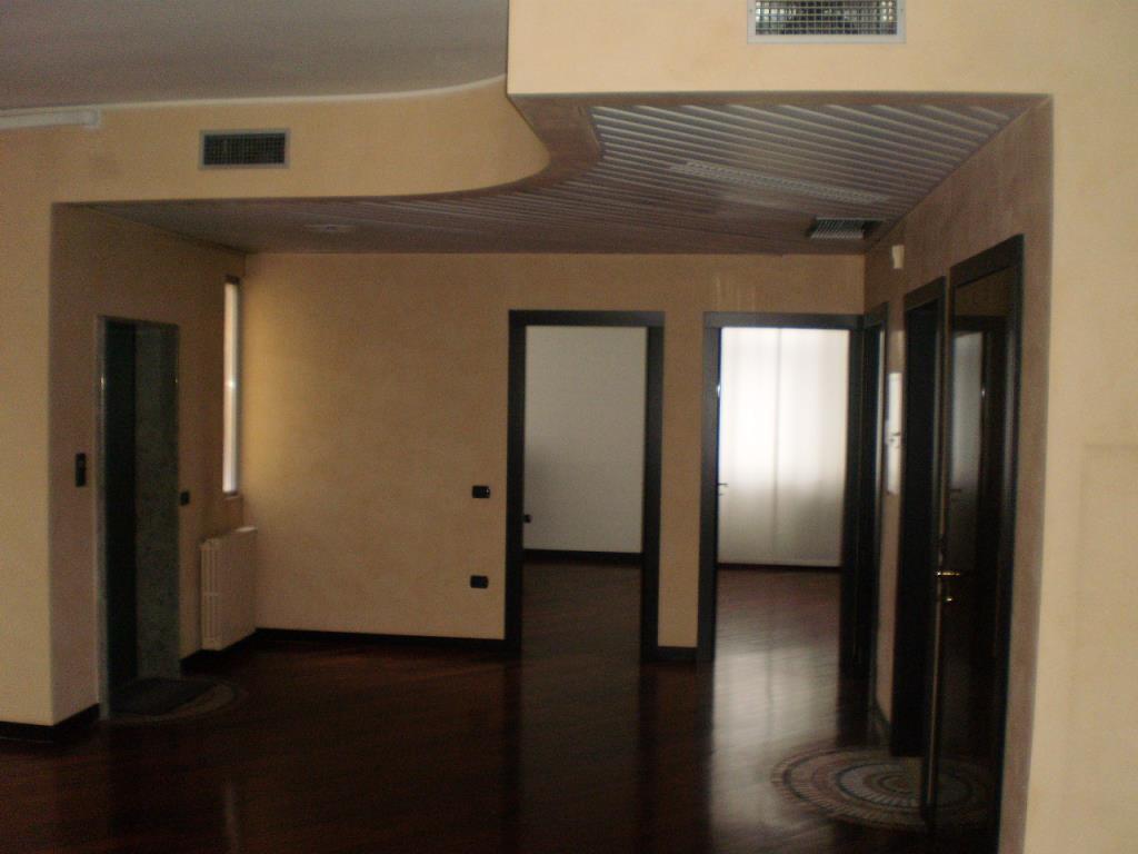 Ufficio in , Nova Milanese, {3} - Foto 2