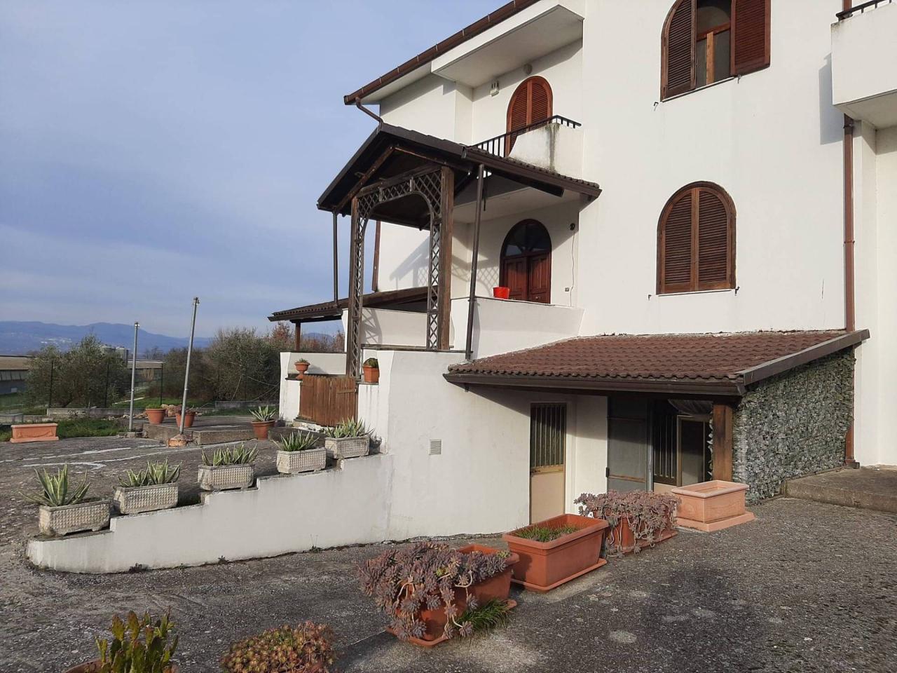 Villa in vendita a Monteroduni
