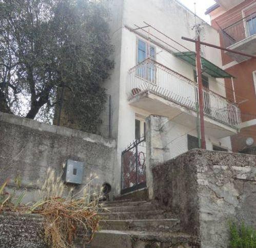 Villa in vendita a Macchia D'Isernia
