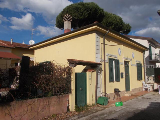 Porzione di casa, Pietrasanta - Foto 1