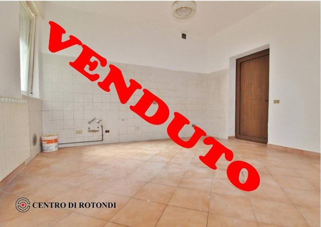 2-room flat in Via San Giovanni Battista 9, Cerro Maggiore - Photo 1