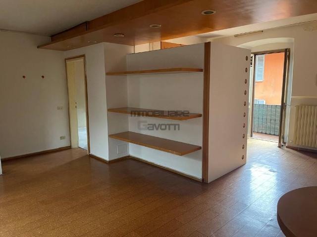 3-room flat in Via Andrea Fantoni, Alzano Lombardo - Photo 1