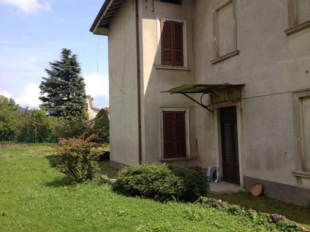 Villa in Via Giuseppe Mazzini, Alzano Lombardo - Foto 1