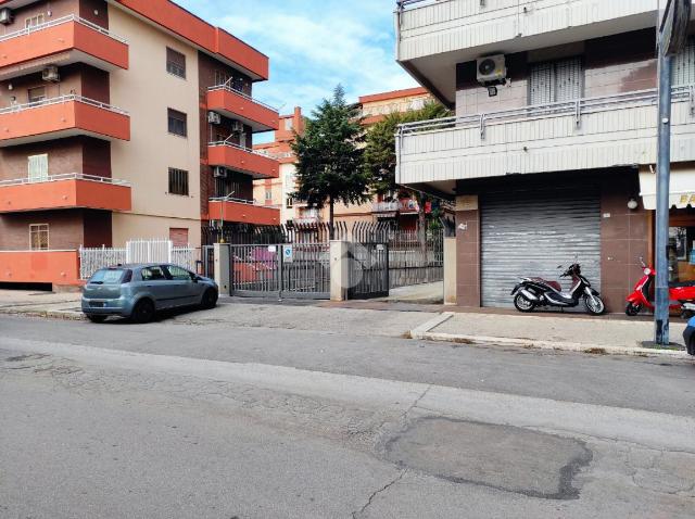 Garage or car box in Via Mario Natola 27, Foggia - Photo 1