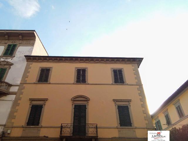 Shared office in Via Felice Cavallotti 61, Montecatini-Terme - Photo 1