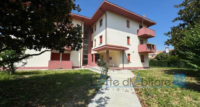 3-room flat in Via Rovereto, Castelfranco Veneto - Photo 1