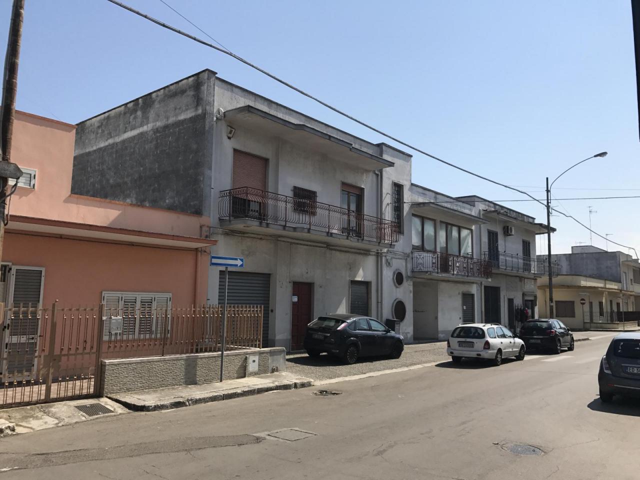 Magazzino in Corso Cavour, Melendugno - Foto 1