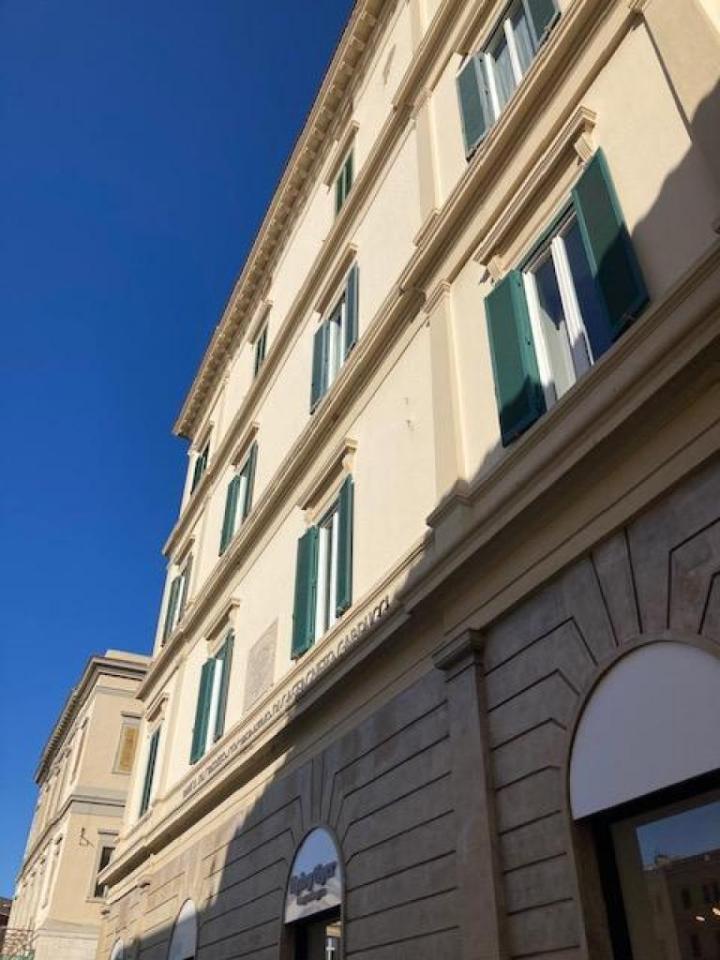 Ufficio in Via dei Fulgidi N. 1/a, Livorno - Foto 1