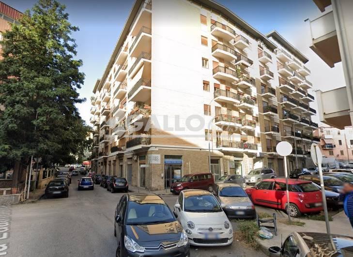 Deposito in , Cosenza, {3} - Foto 1