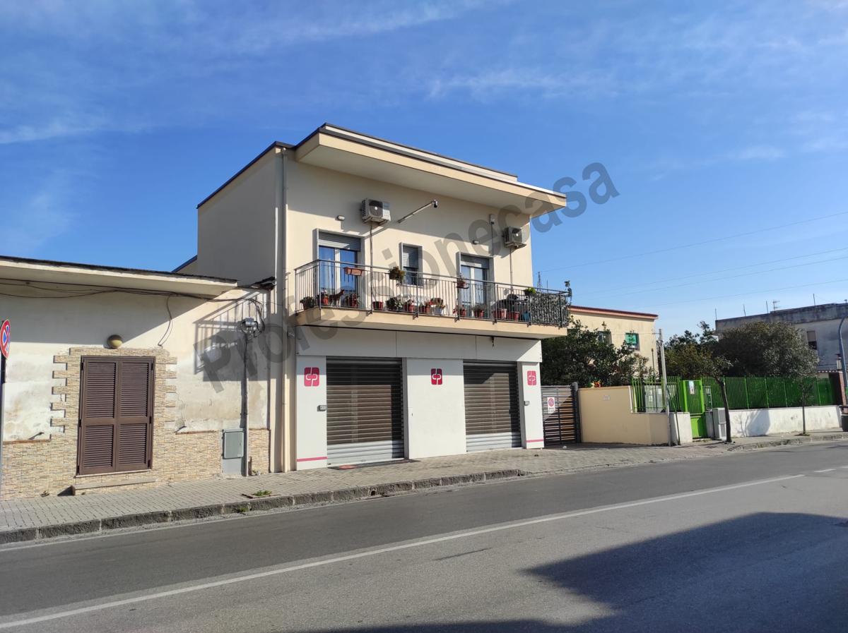 Negozio in Via Dante Alighieri Snc, Scafati - Foto 1
