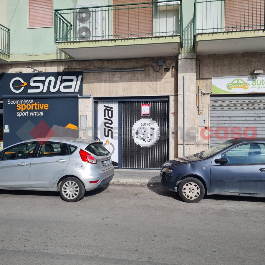 Negozio in Via Monte Grappa 29, Scafati, {3} - Foto 1