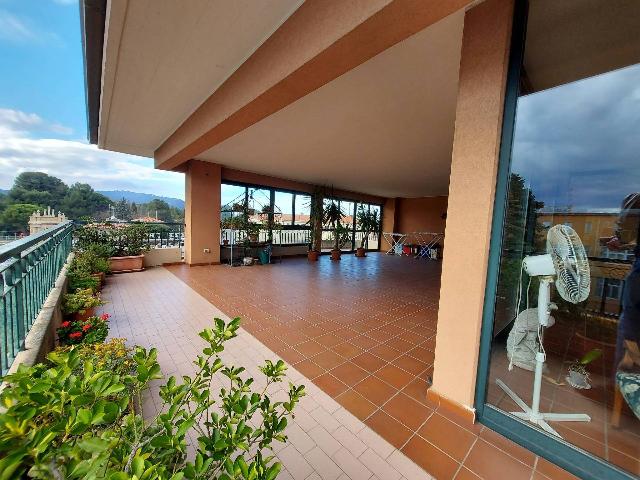 Penthouse in Via Alfredo Faggi, Pesaro - Foto 1