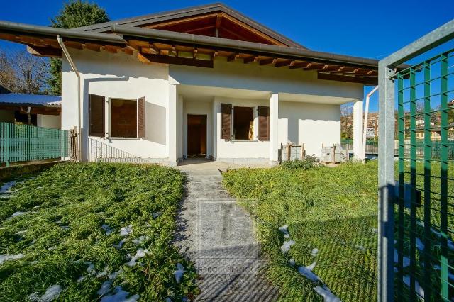 Villa in Via Donna Ida Fumagalli, Robbiate - Foto 1