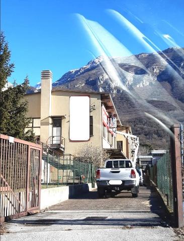 Industrial shed in Via dell'Elettrochimica, Lecco - Photo 1